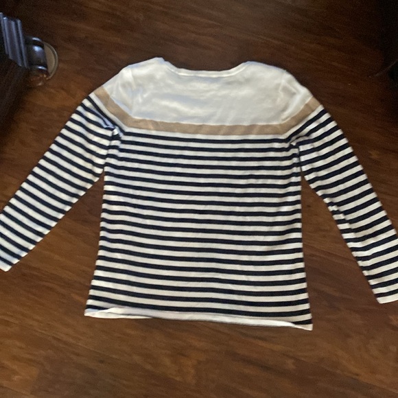 Woman’s sweater, good condition - Picture 3 of 3